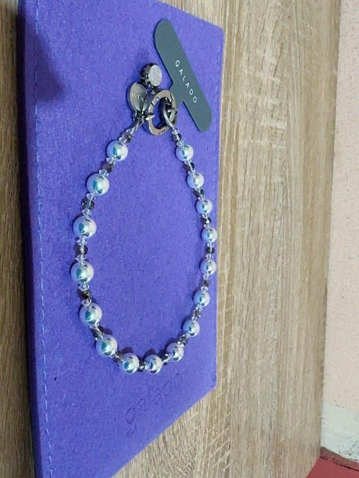 Opaline Pearl Phone Charm photo review
