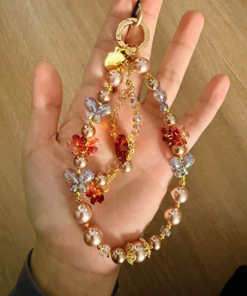 The Aurelia Bloom Phone Charm photo review