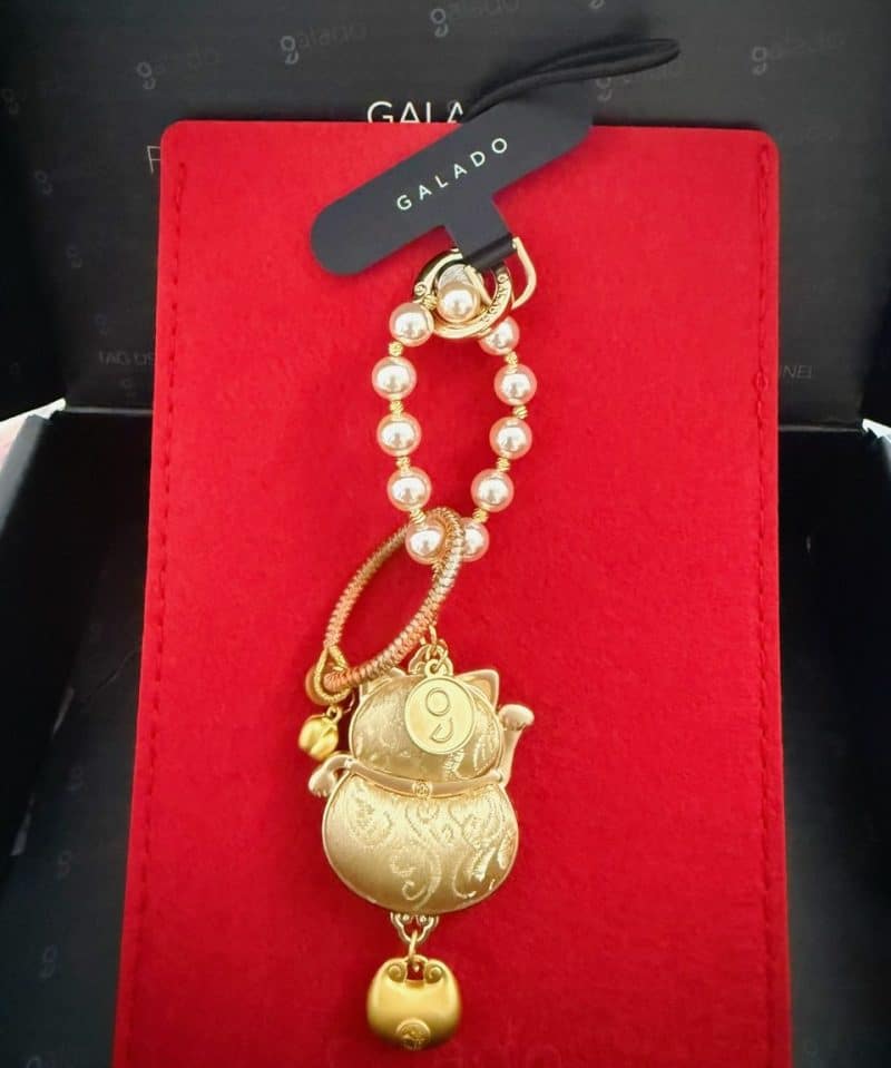 Blooming Fortune Cat Charm photo review