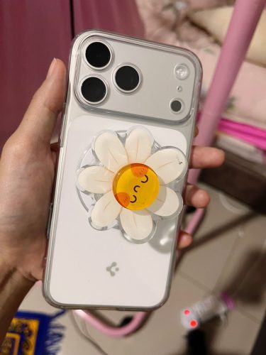 Silly Daisy MagSafe Phone Grip photo review