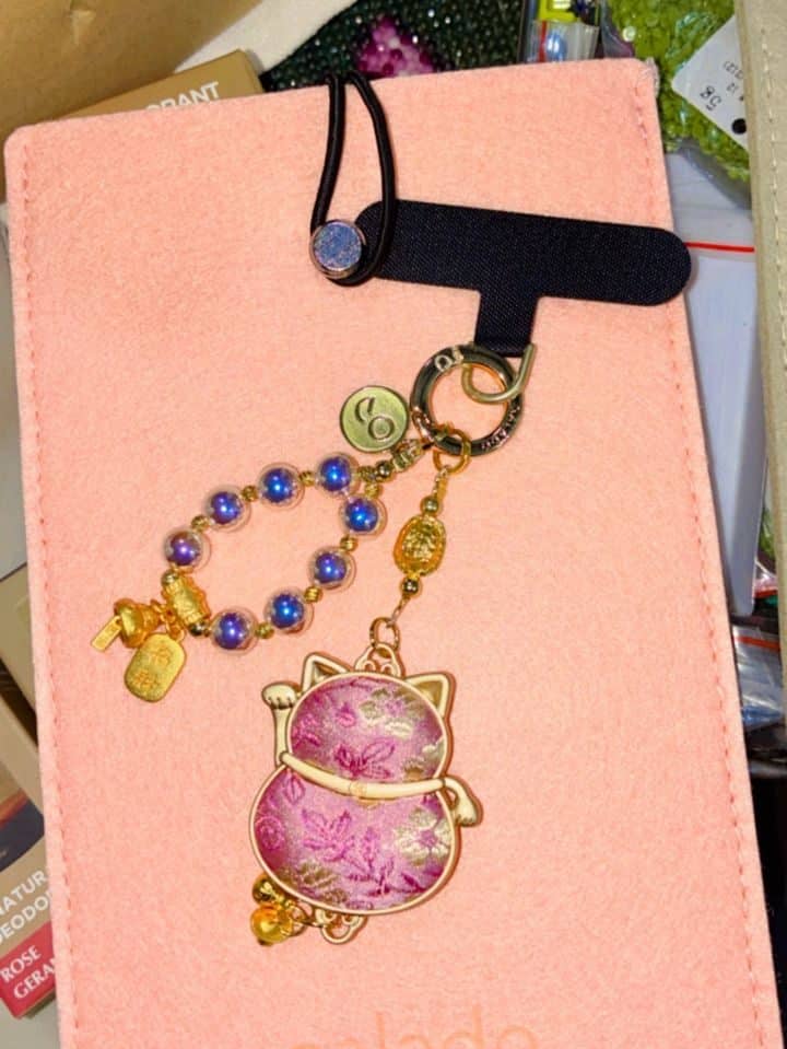 Blooming Fortune Cat Charm photo review