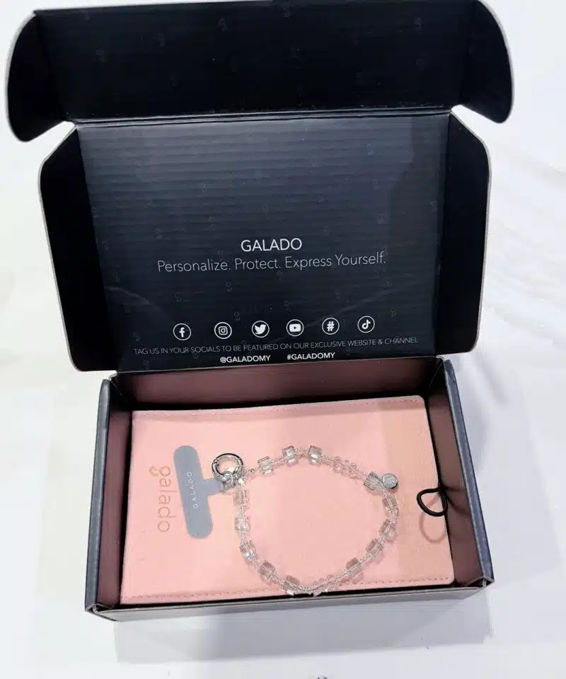 Borealis GALOURA Phone Charm photo review