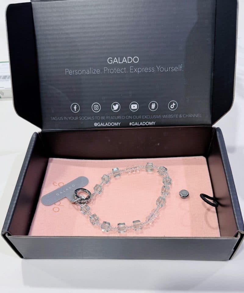 Borealis GALOURA Phone Charm photo review