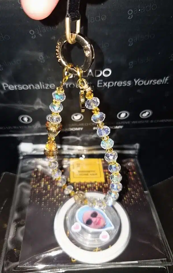 Clovière GALOURA Phone Charm photo review
