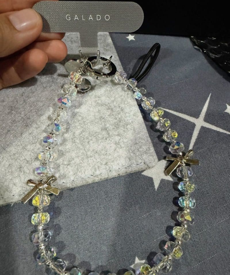 Luna Bow Phone Charm photo review