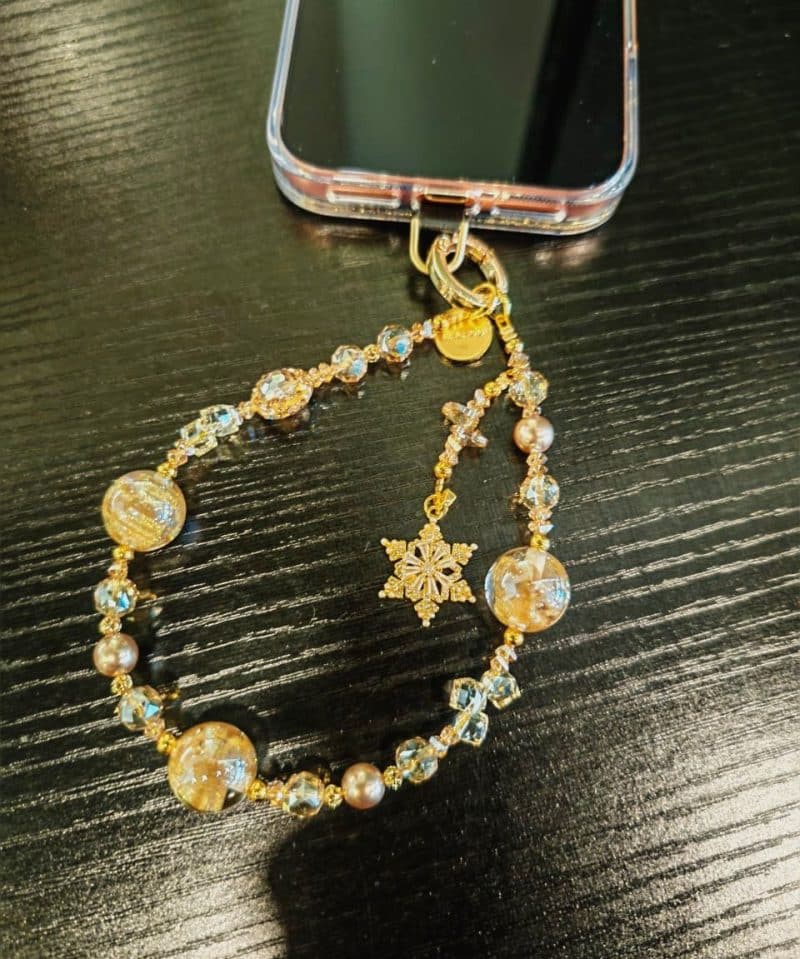 Enchanting Snow Phone Charm photo review