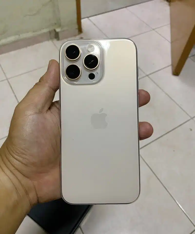 Naked Edition photo review
