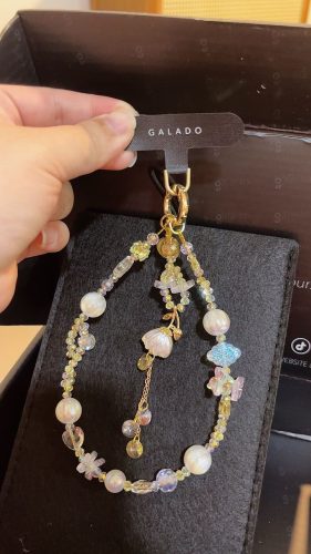The Aurelia Bloom Phone Charm photo review