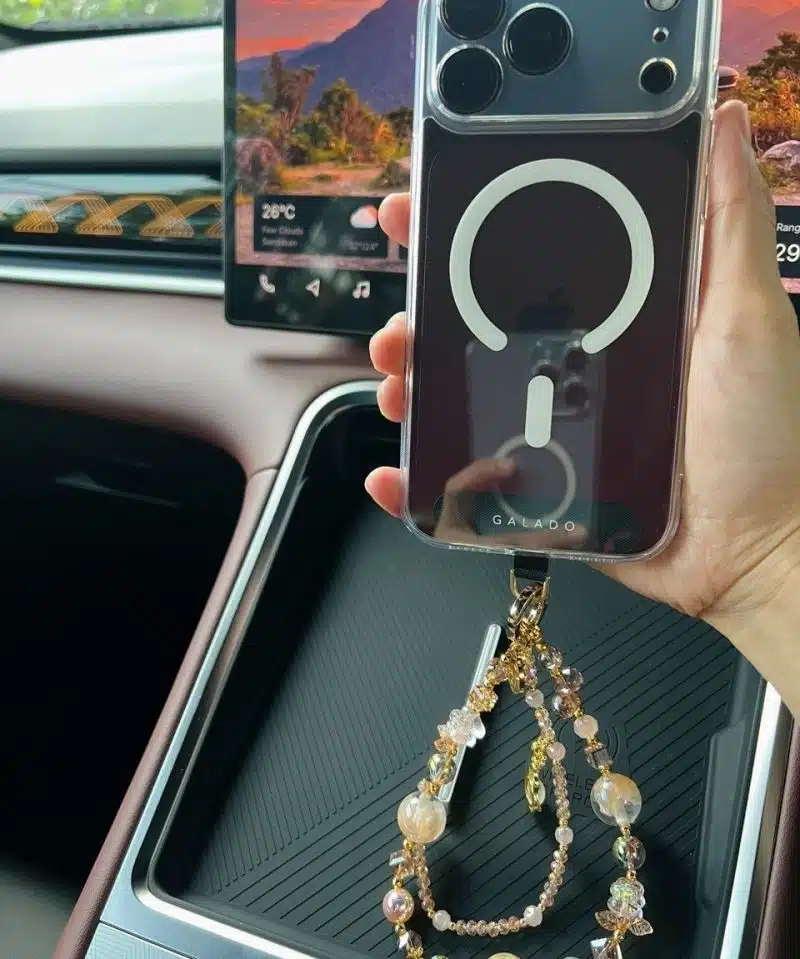 Rose Reverie Phone Charm photo review